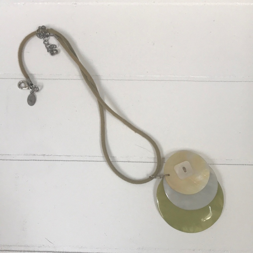 Shell necklace